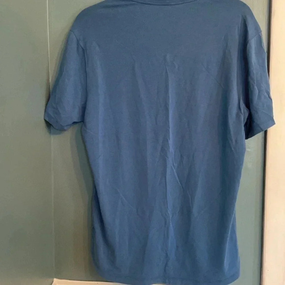 Lululemon blue v neck t-shirt size medium - Picture 5 of 5